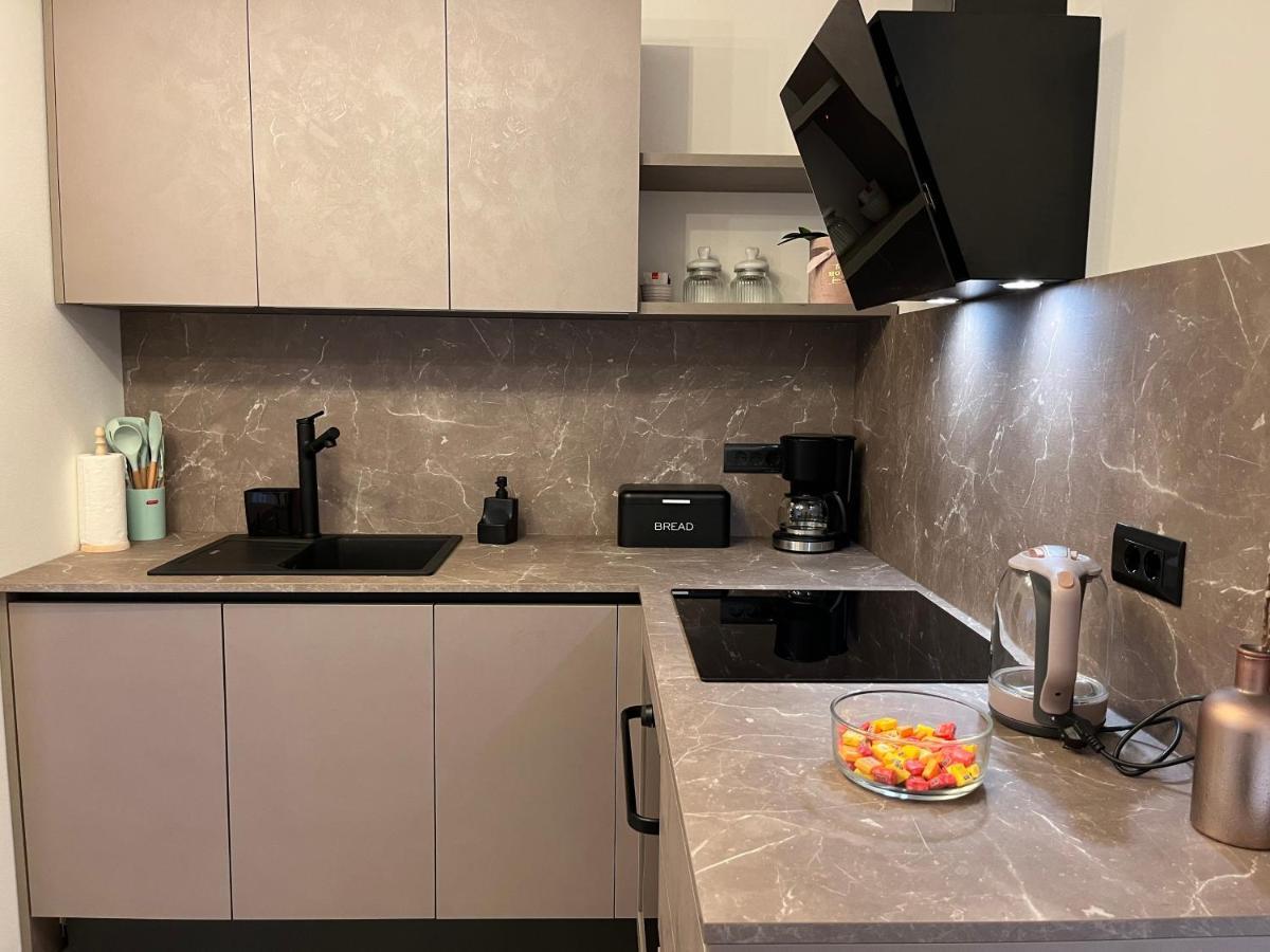 Apartment A & N With Free Private Parking بولا المظهر الخارجي الصورة